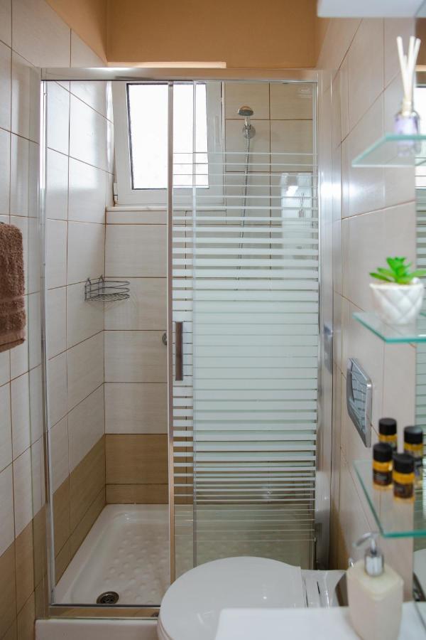 Electi Apartments Charaki Luaran gambar